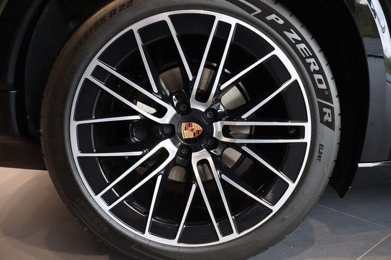 Porsche Cayenne bild 4