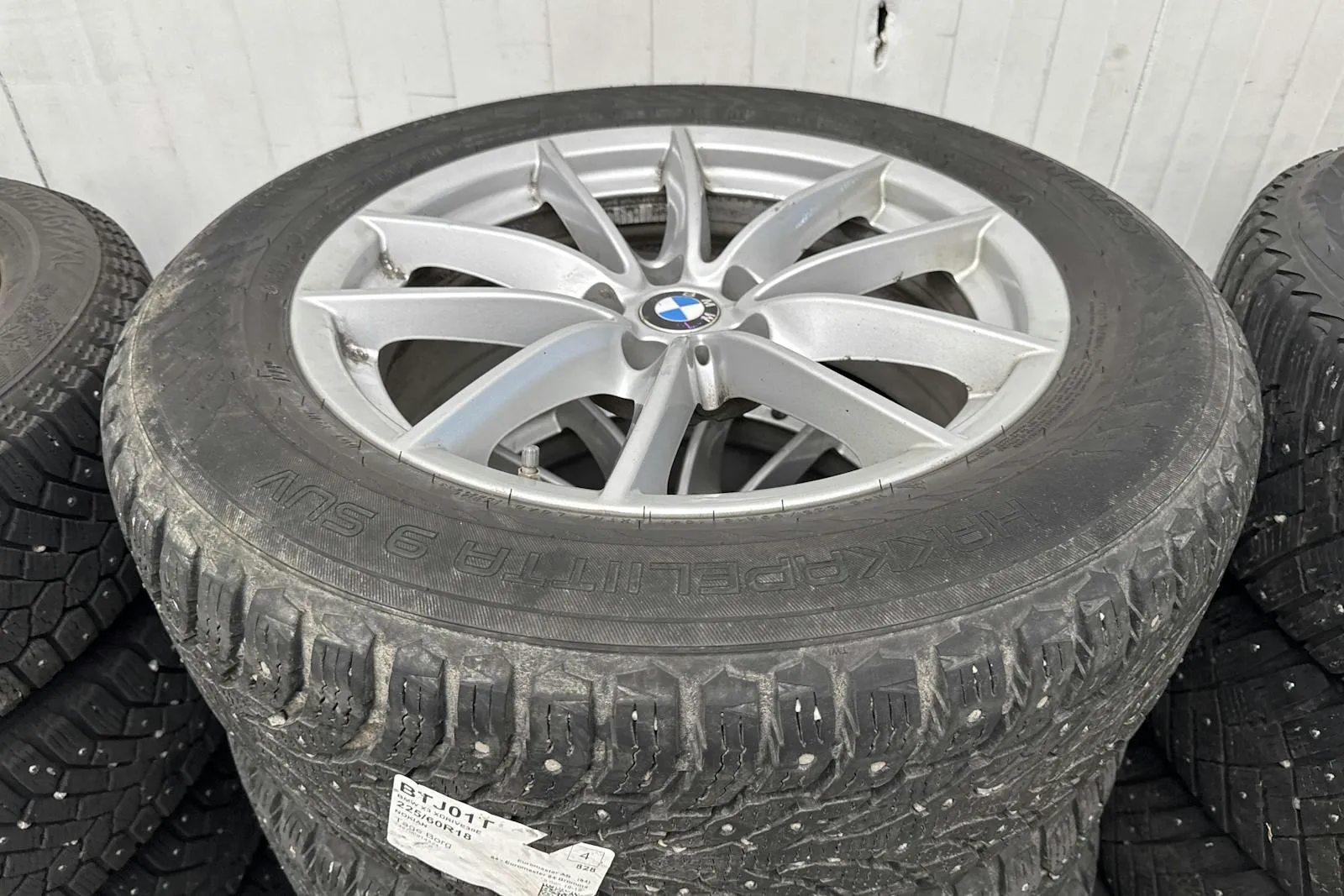 Vehicle image 20