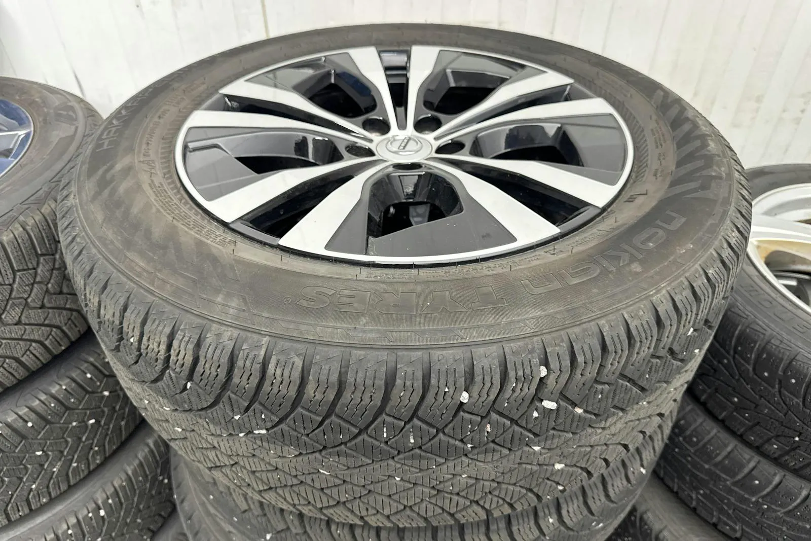 Vehicle image 21