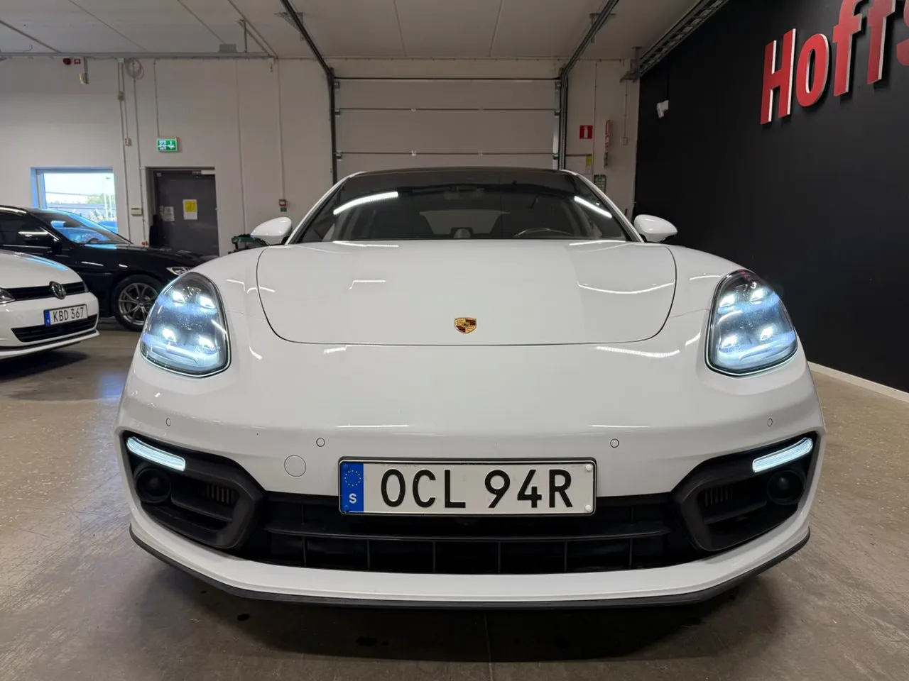 Vehicle image 8