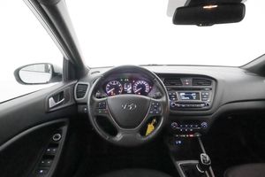 Hyundai i20 bild 11