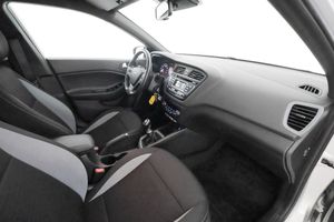 Hyundai i20 bild 15