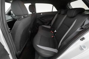 Hyundai i20 bild 14
