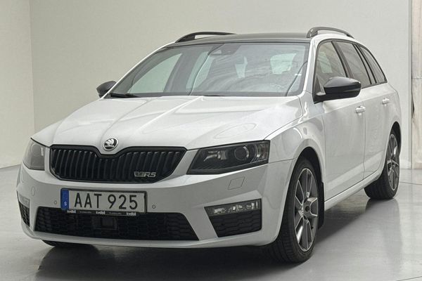 Skoda Octavia III 2.0 TDI RS Combi (184hk) - 2015