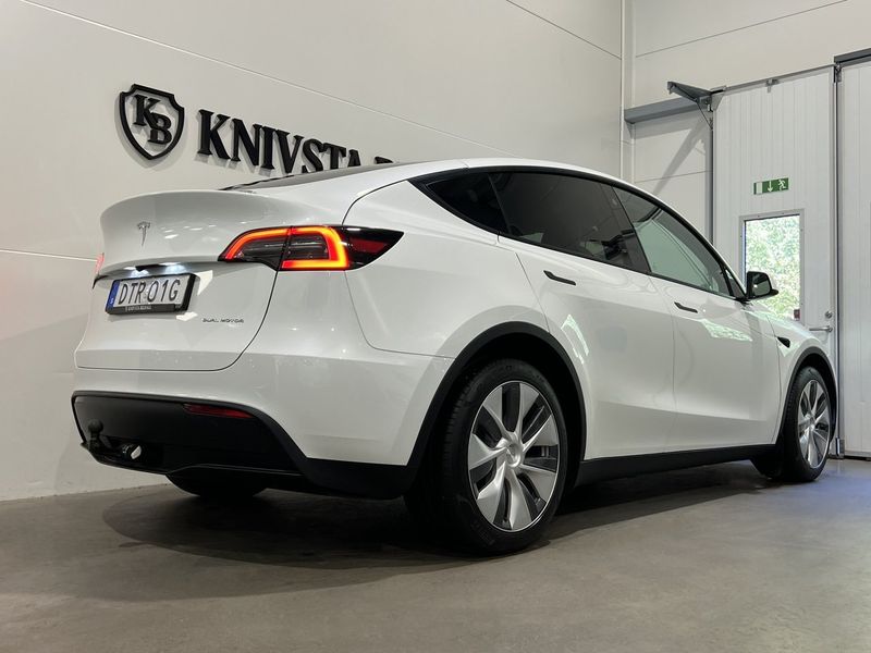 Tesla Model Y bild 27