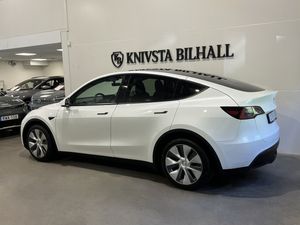 Tesla Model Y bild 2