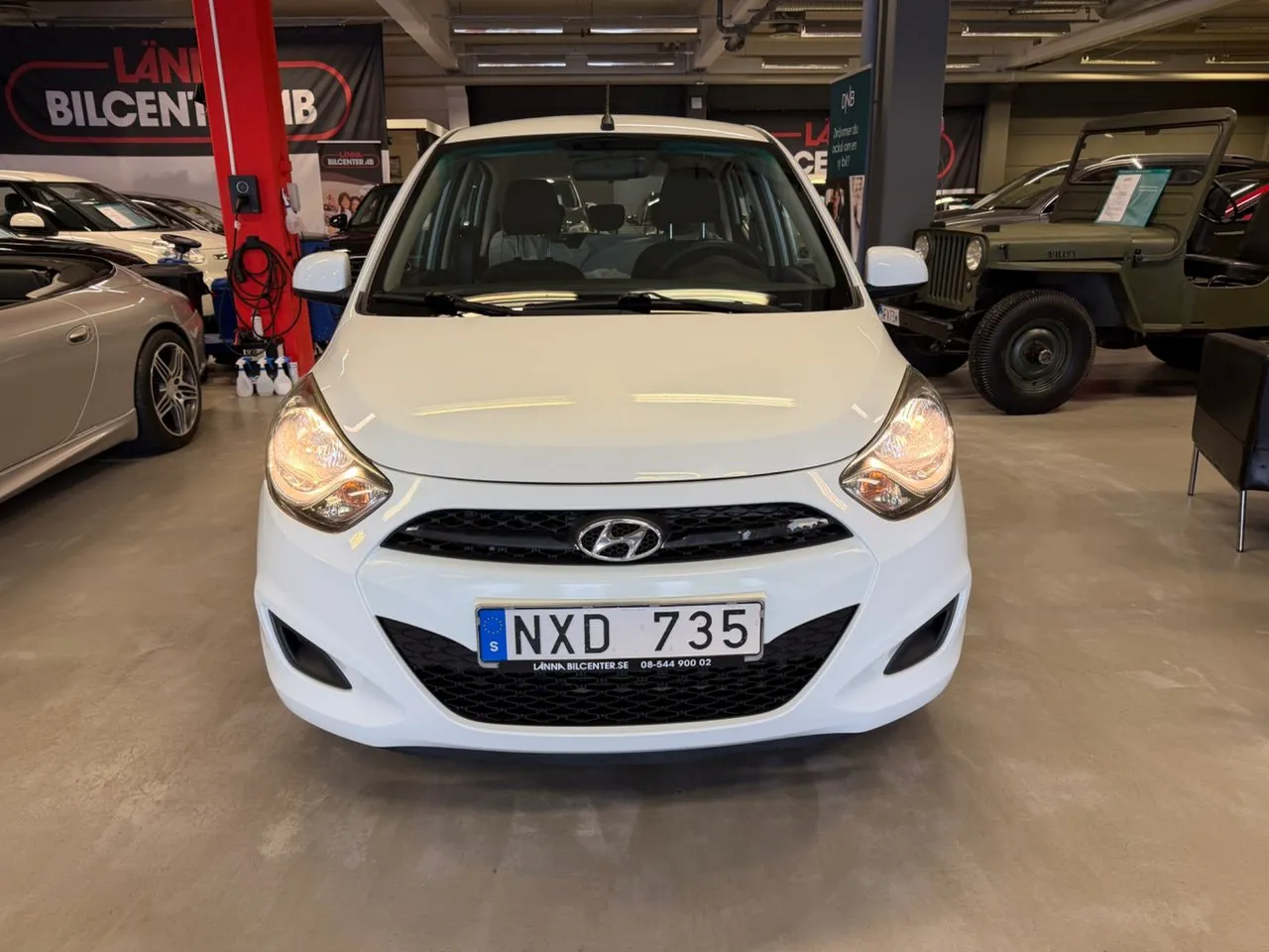Vehicle image 2