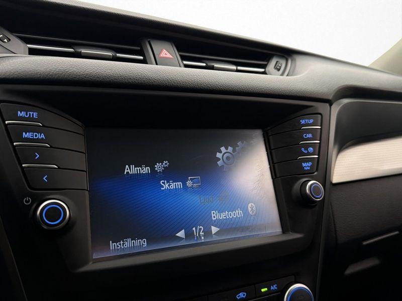 Toyota Avensis bild 19