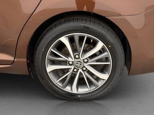 Toyota Avensis bild 28