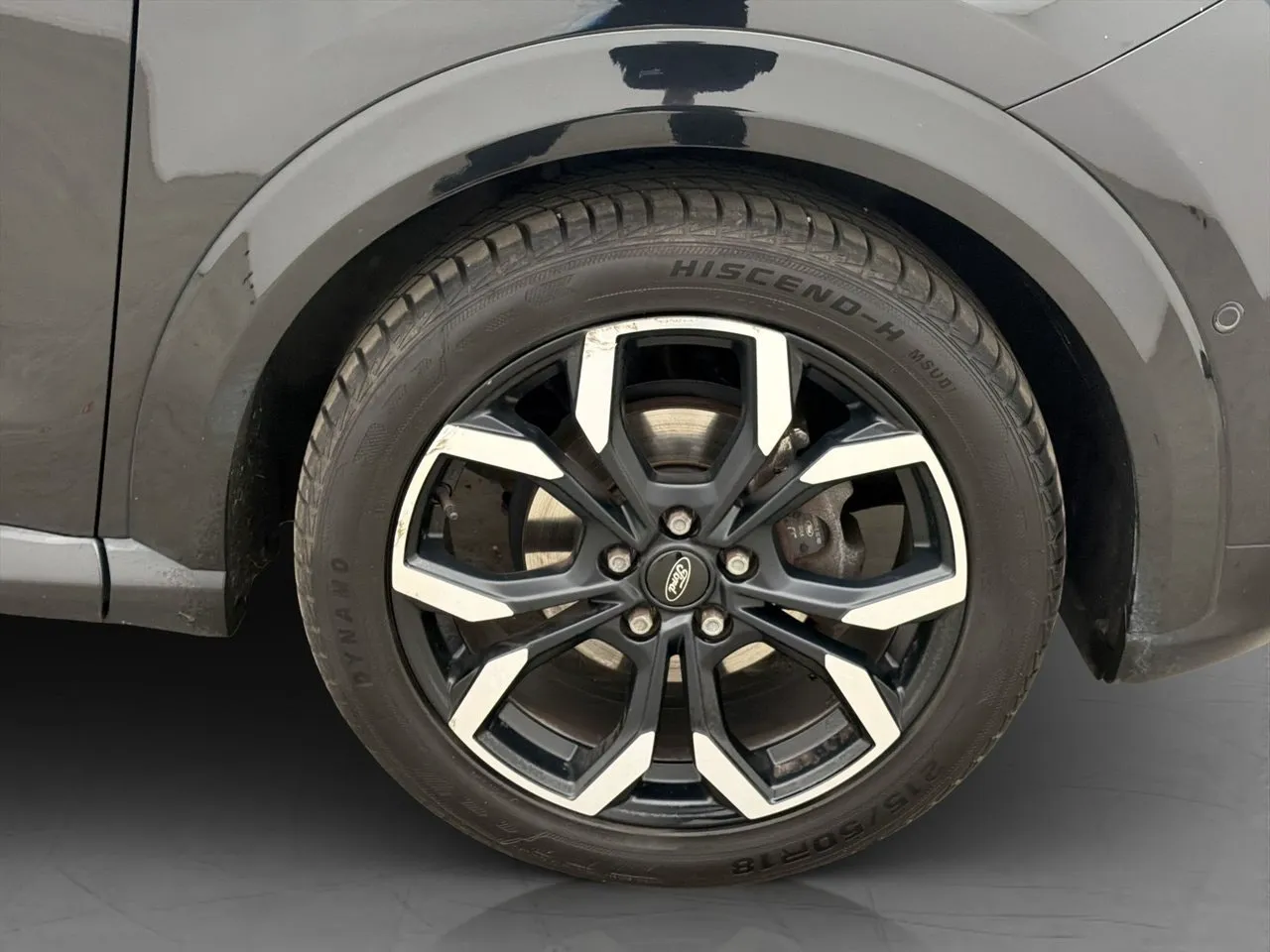 Vehicle image 30