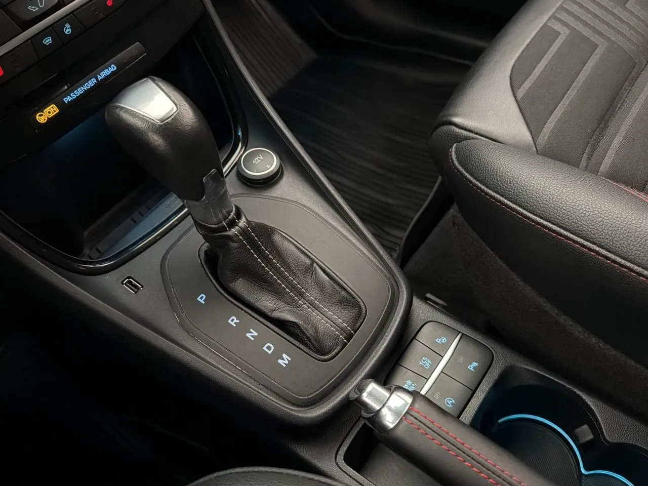 Vehicle image 22