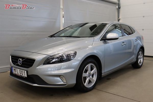 Volvo V40 T5 Geartronic, 245hk Momentum, R-Design - 2016