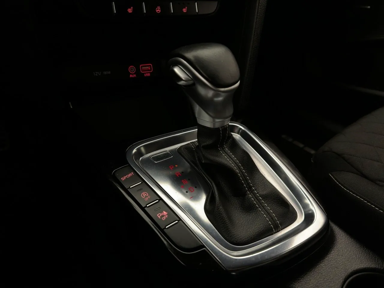 Vehicle image 21