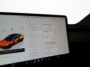 Tesla Model 3 bild 21