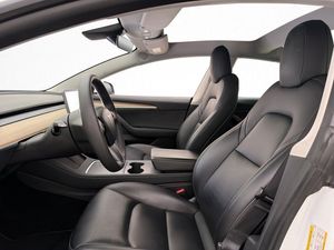 Tesla Model 3 bild 12