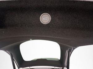 Tesla Model Y bild 28