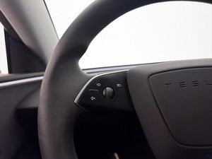 Tesla Model 3 bild 16
