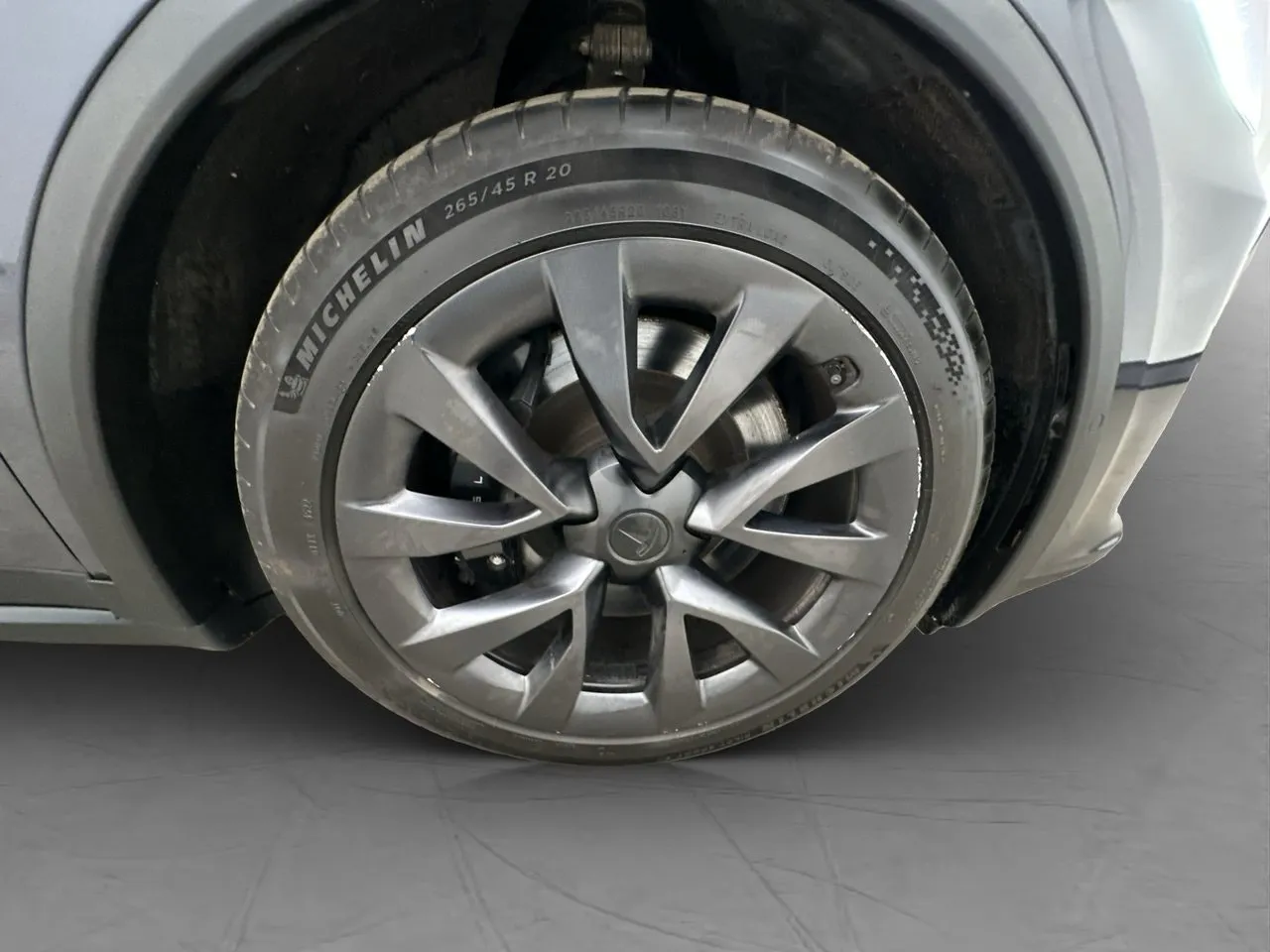 Vehicle image 36
