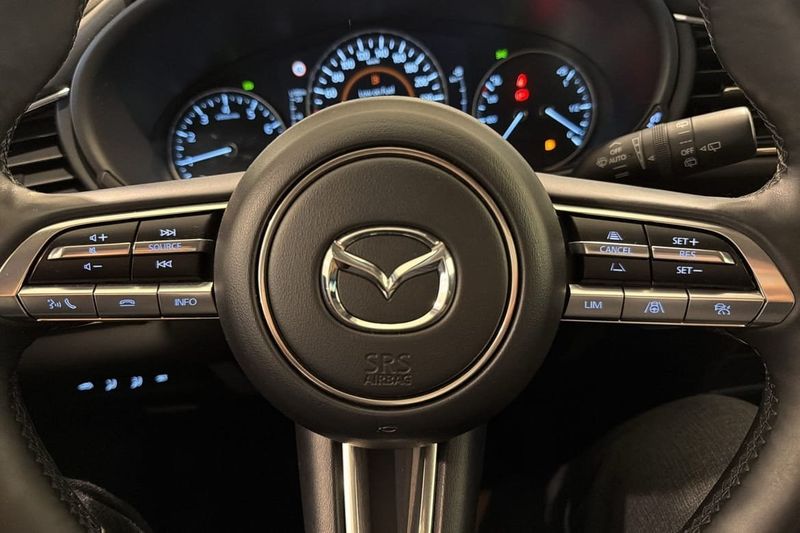 Mazda CX-30 bild 17
