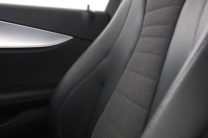 Mercedes E200 bild 32