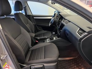 Skoda Octavia bild 12