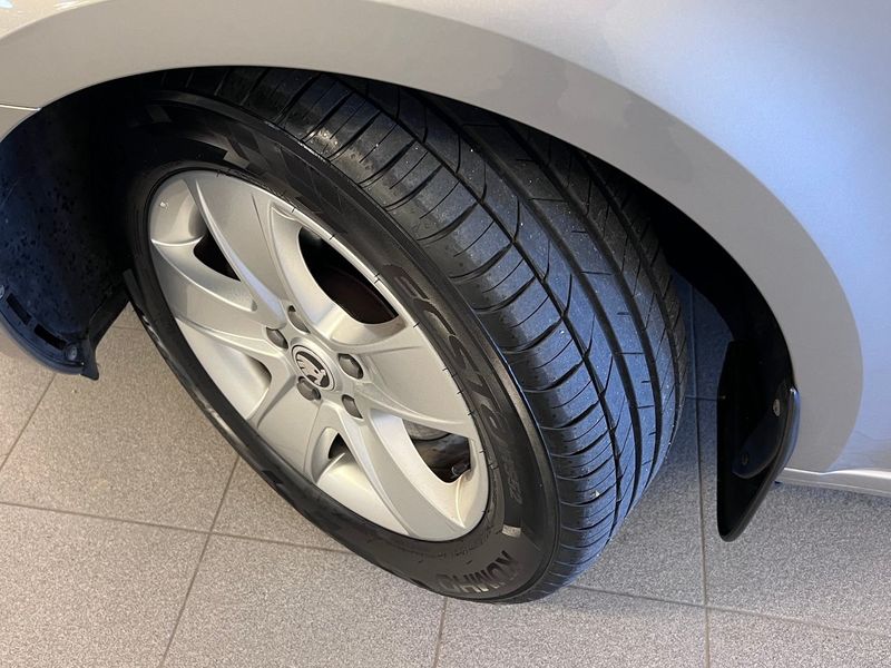 Skoda Octavia bild 2
