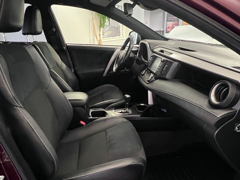 Toyota RAV4 bild 14