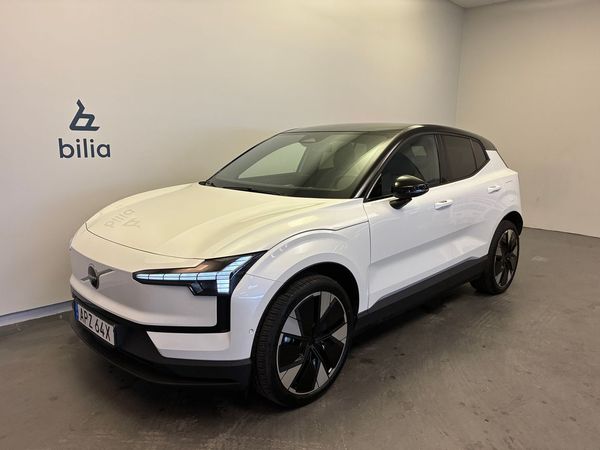Volvo EX30 Single Motor Extended Range Ultra / 360 Kamera / Keyless / BLIS / Harman/Kardon-ljudsyst. / - 2026