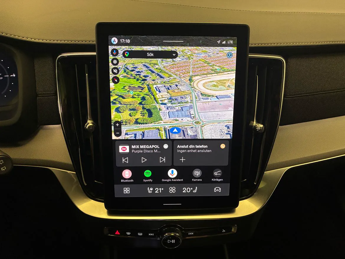Vehicle image 21