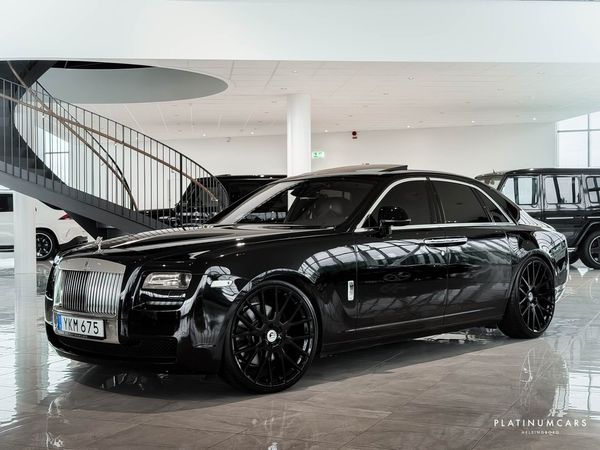 Rolls-Royce Ghost 6.6 V12 570hk / Individual / Forgiato - 2012