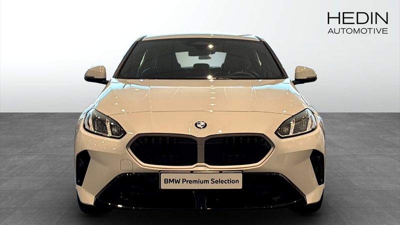 BMW 120 bild 8