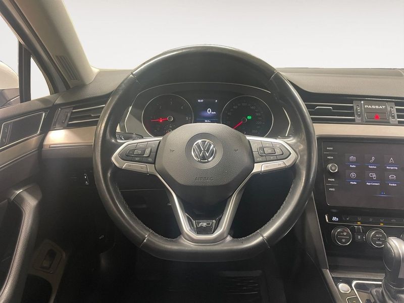 Volkswagen Passat bild 13
