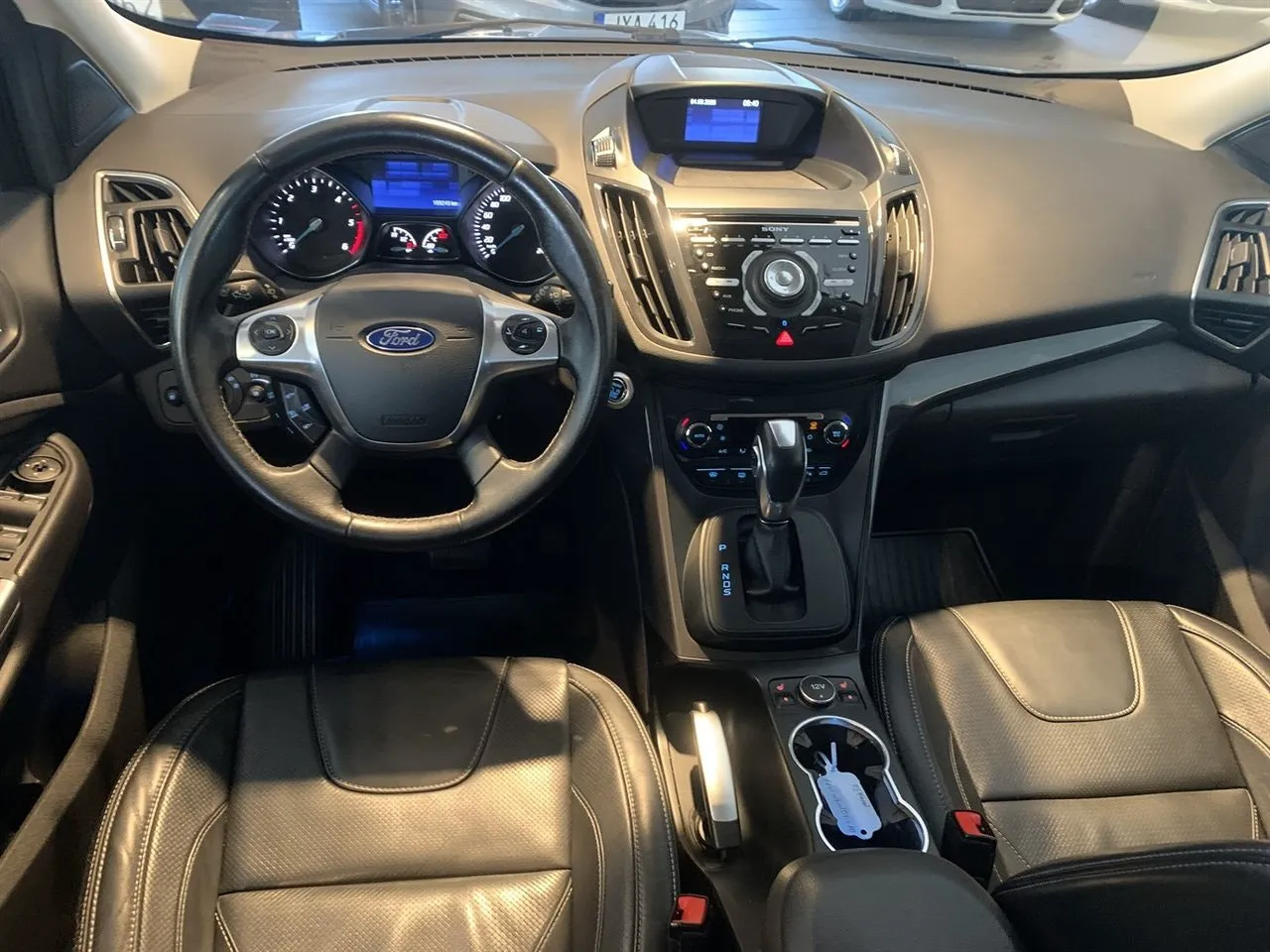 Vehicle image 4