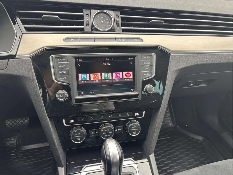 Volkswagen Passat bild 14
