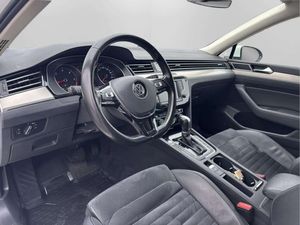Volkswagen Passat bild 9