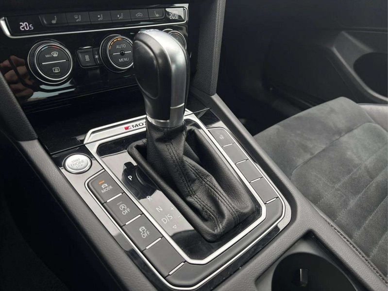Volkswagen Passat bild 13