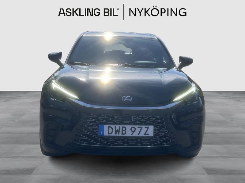 Lexus LBX bild 5