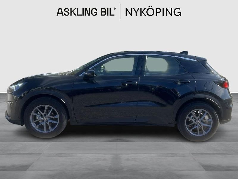 Lexus LBX bild 3