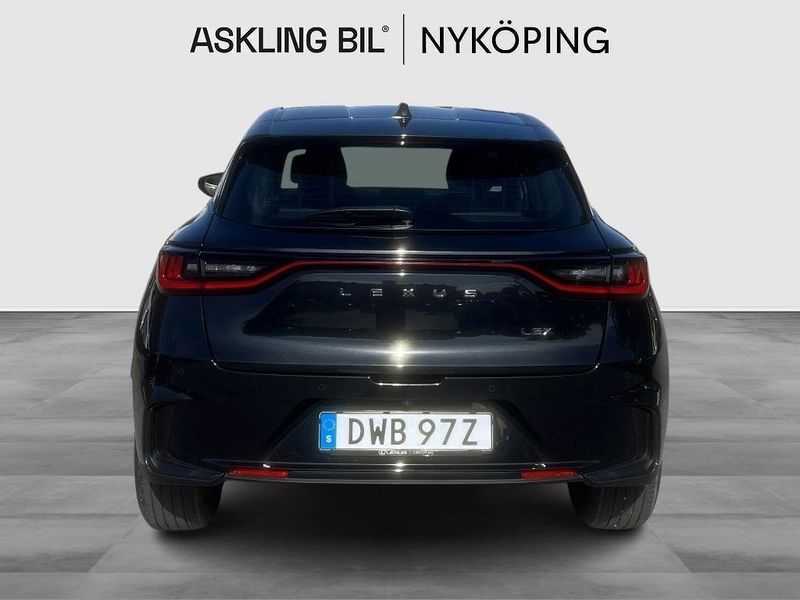 Lexus LBX bild 4