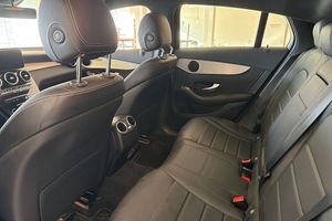 Mercedes GLC300 bild 16