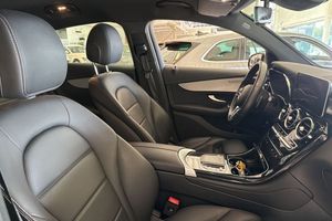 Mercedes GLC300 bild 15