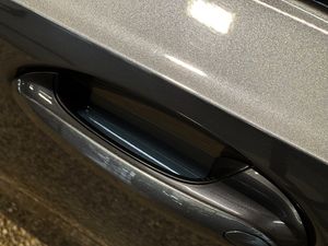 BMW 330 bild 12