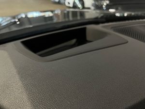 BMW 330 bild 15