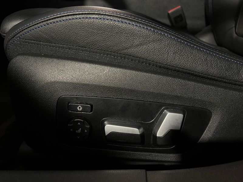 BMW 330 bild 7