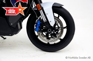 BMW M 1000 XR bild 8