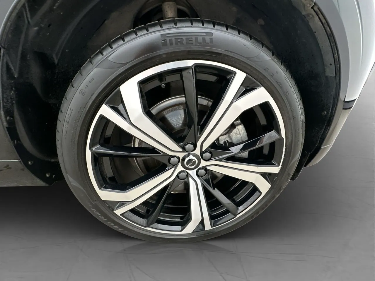 Vehicle image 35
