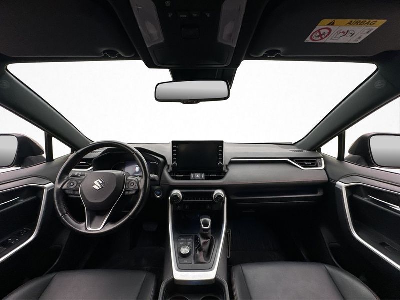 Suzuki Across bild 15