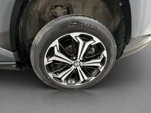Suzuki Across bild 30