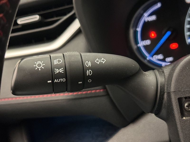 Suzuki Across bild 25