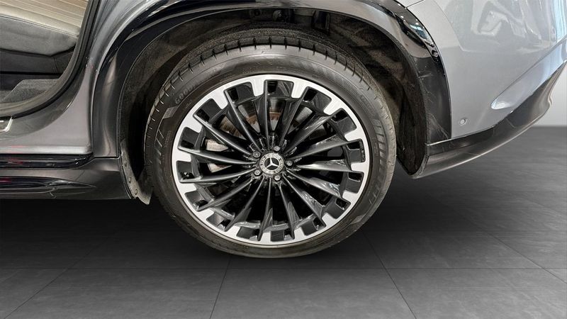 Mercedes EQS450 SUV bild 9